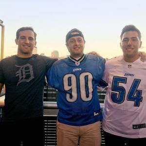 Meet your Posher, Elias